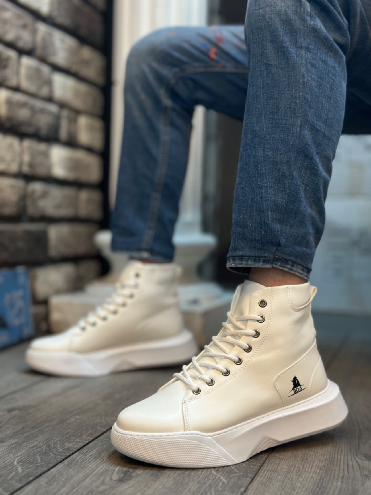 unisex sneakers on fbazaar 1-year warranty