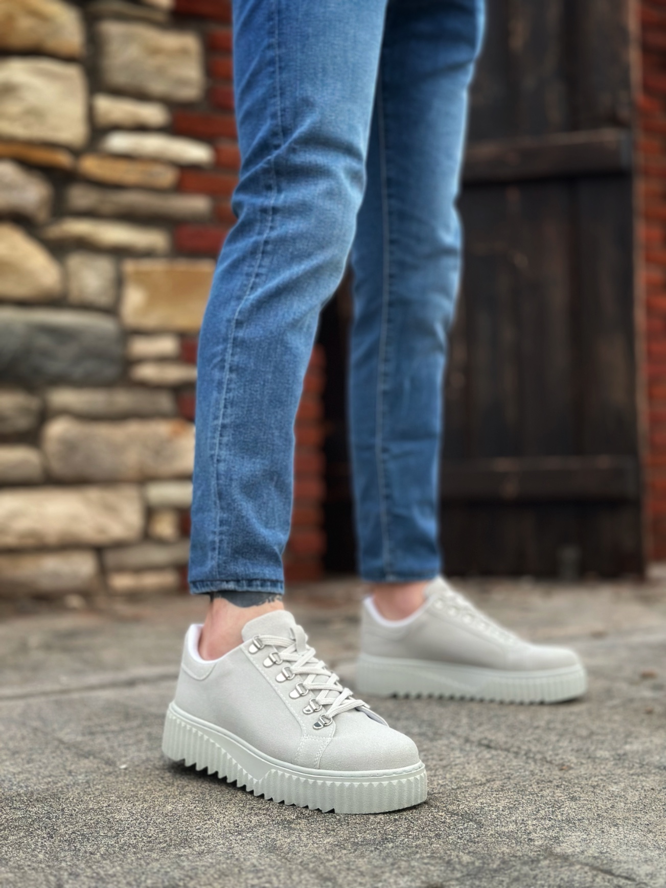 unisex sneakers on fbazaar 1-year warranty